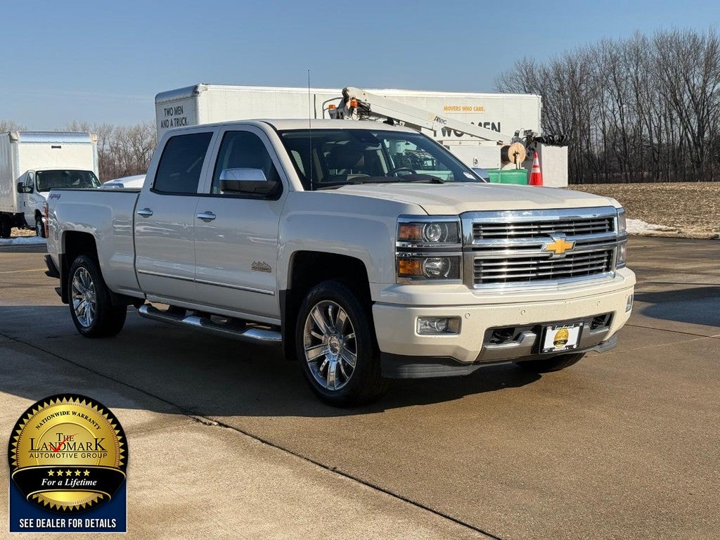 2014 Chevrolet Silverado 1500 4WD Crew Cab 143.5" High Country