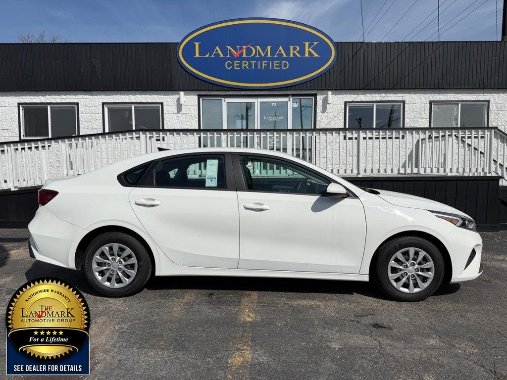 2024 Kia Forte LX IVT