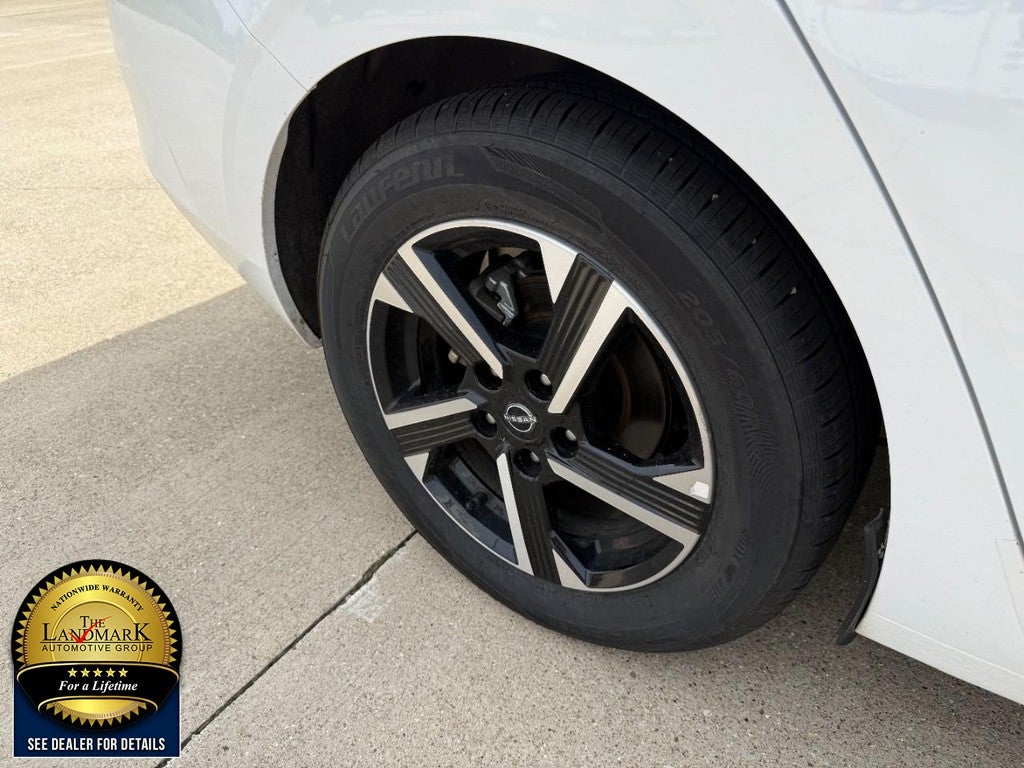 2024 Nissan Sentra SV CVT