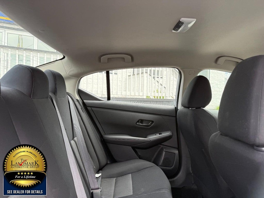 2025 Nissan Sentra SV CVT