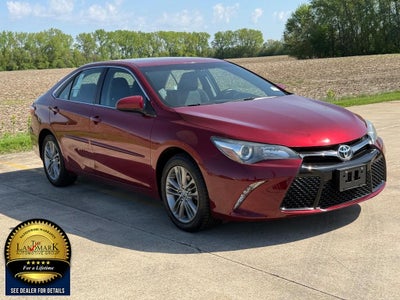 2015 Toyota Camry 4dr Sdn I4 Auto SE (Natl)