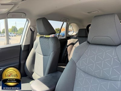 2025 Toyota RAV4 Hybrid XLE AWD (Natl)
