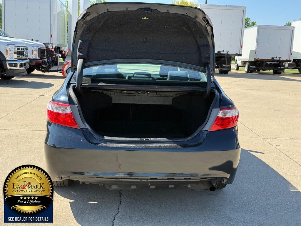 2015 Toyota Camry 4dr Sdn I4 Auto LE (Natl)