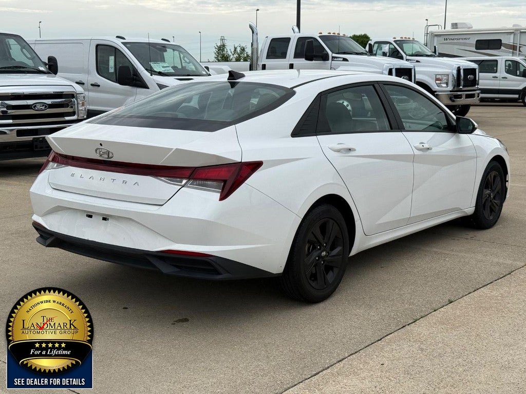 2023 Hyundai Elantra SEL IVT