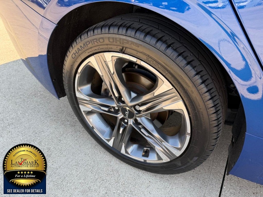2022 Kia K5 EX Auto FWD