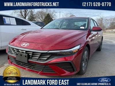 2024 Hyundai Elantra SEL IVT