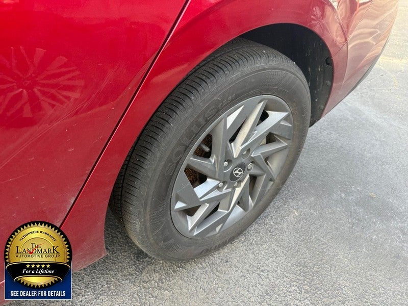 2024 Hyundai Elantra SEL IVT
