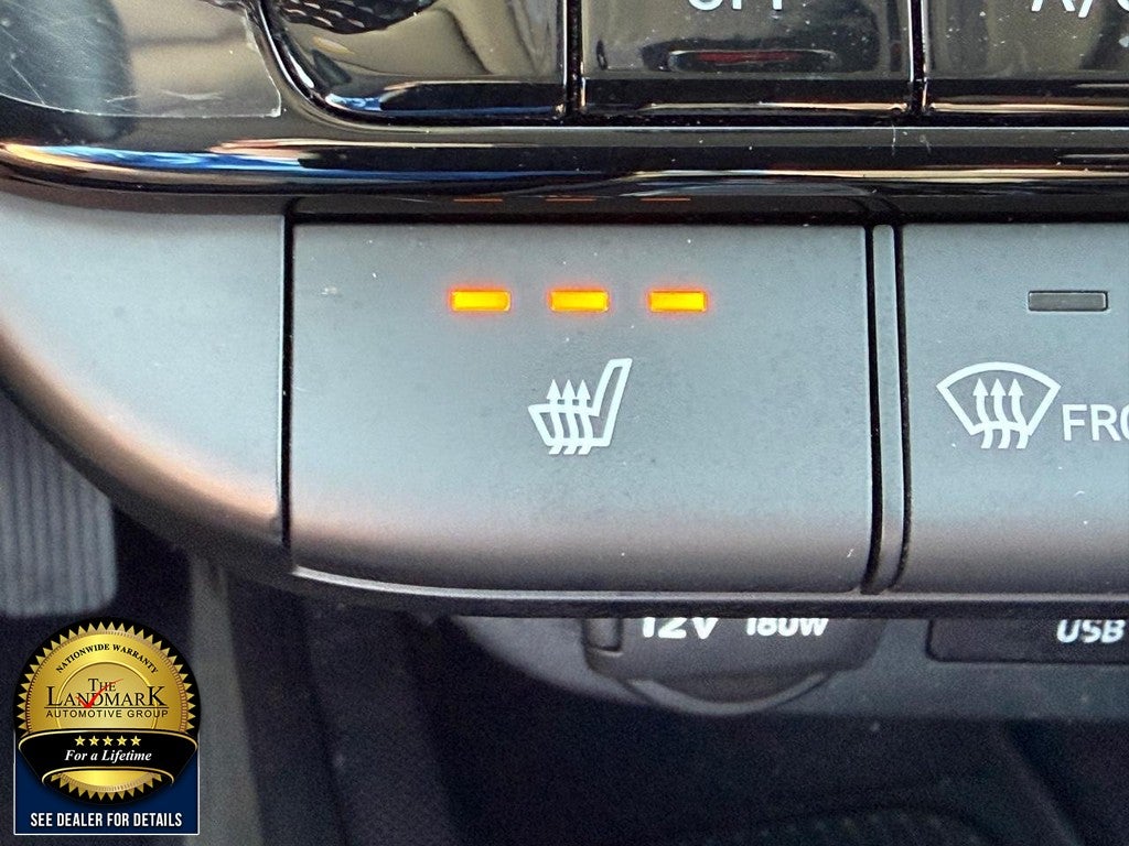 2024 Hyundai Elantra Limited IVT