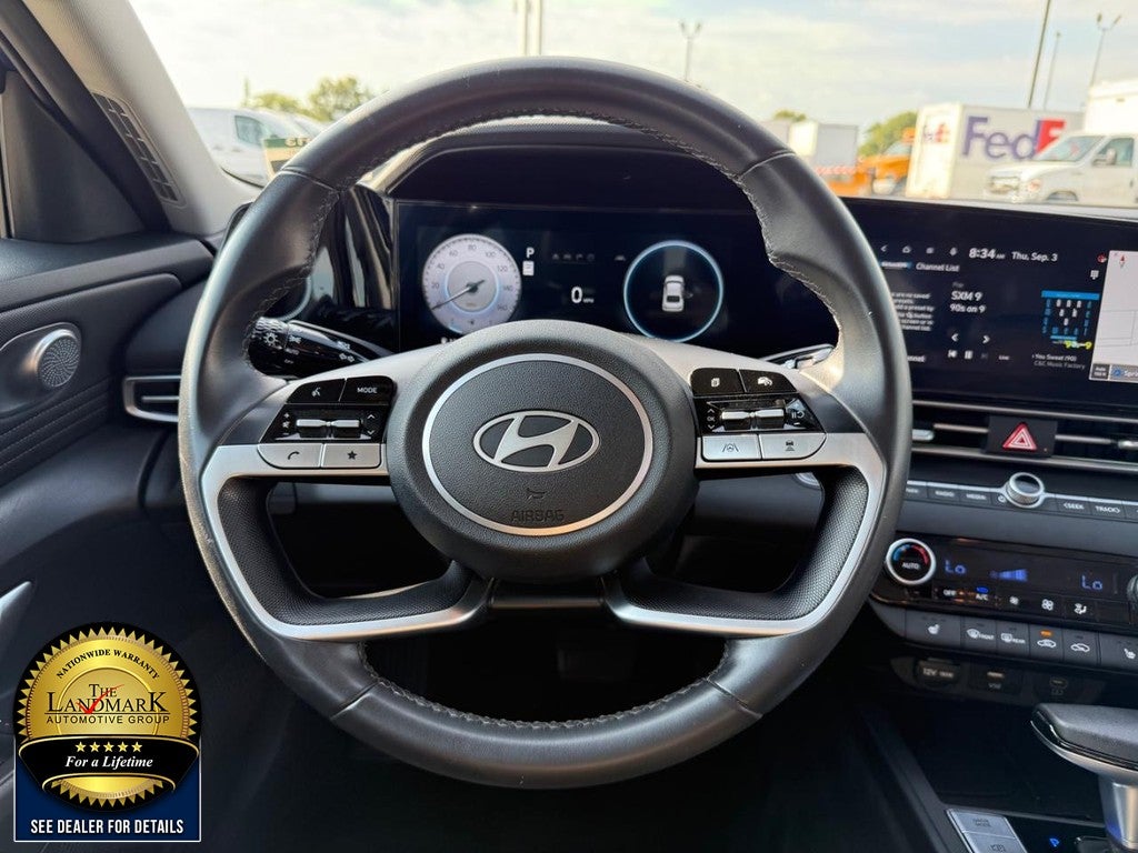 2024 Hyundai Elantra Limited IVT