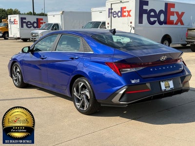 2024 Hyundai Elantra Limited IVT