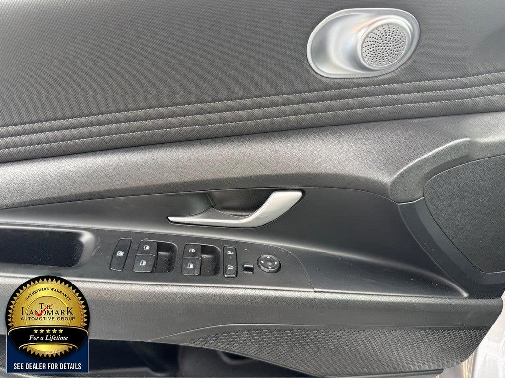 2025 Hyundai Elantra SEL Convenience IVT