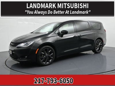 2018 Chrysler Pacifica Touring Plus FWD