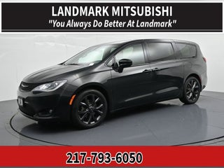 2018 Chrysler Pacifica Touring Plus FWD