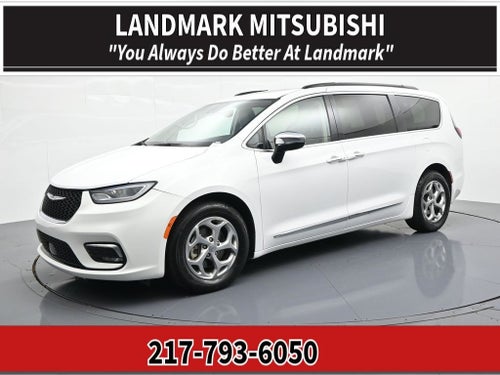 2023 Chrysler Pacifica Limited FWD