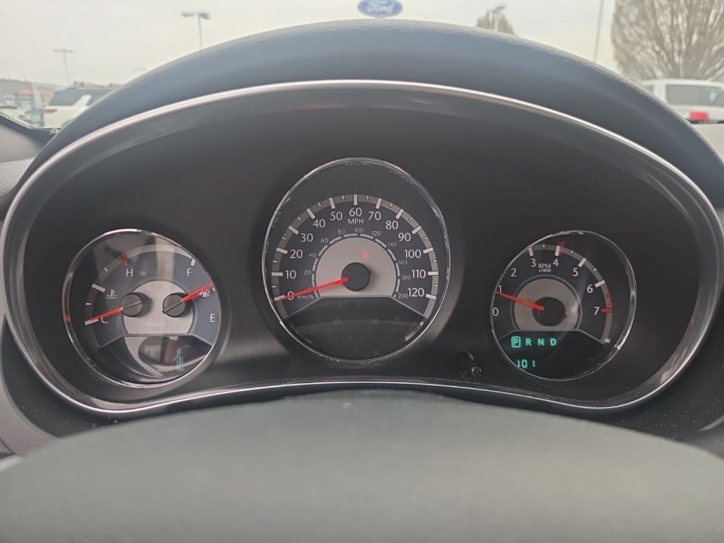 2013 Chrysler 200 4dr Sdn Touring