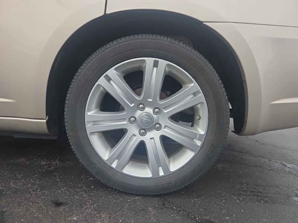 2013 Chrysler 200 4dr Sdn Touring