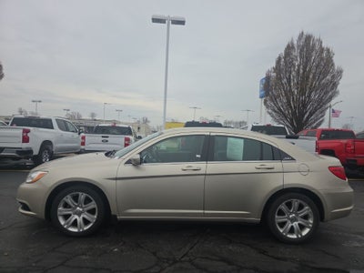 2013 Chrysler 200 4dr Sdn Touring