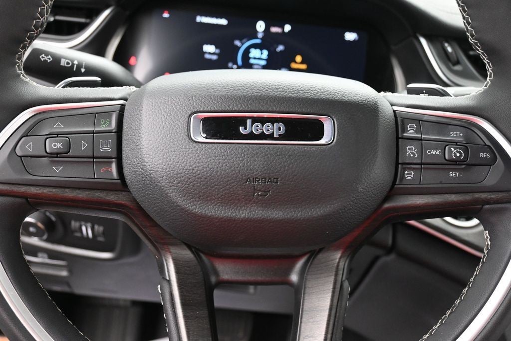 2025 Jeep Grand Cherokee L Limited 4x4