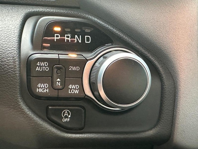 2022 RAM 1500 Big Horn 4x4 Crew Cab 5'7" Box