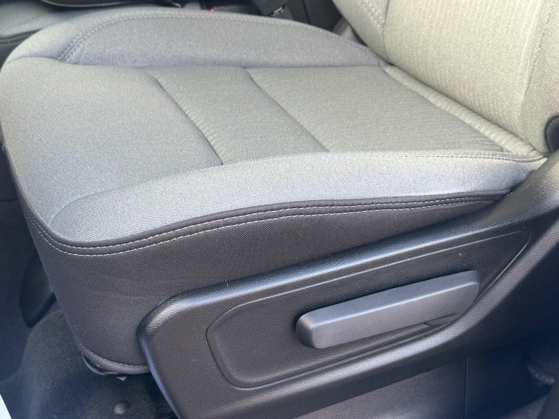 2022 RAM 1500 Big Horn 4x4 Crew Cab 5'7" Box