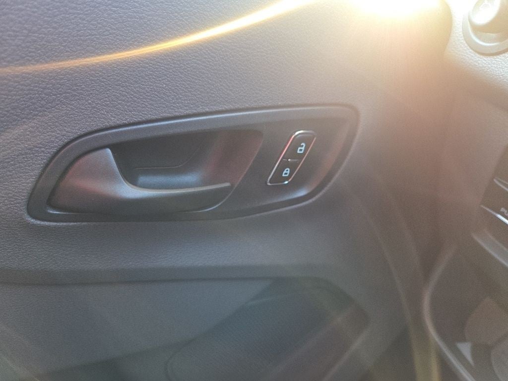 2023 Ford Transit Passenger Wagon XLT