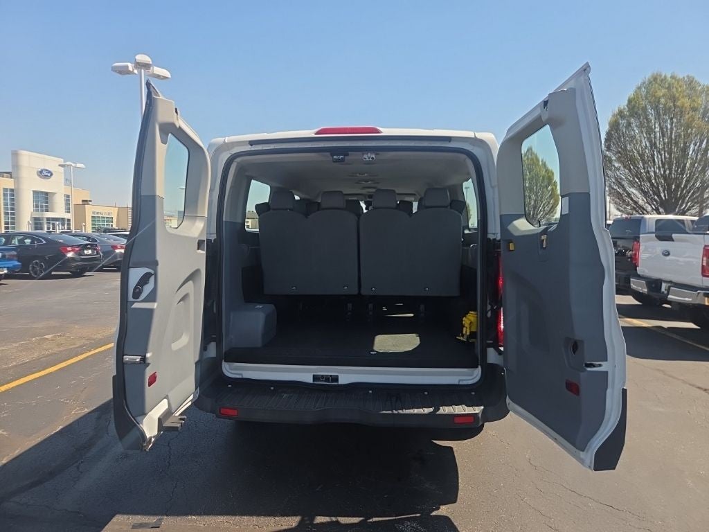 2017 Ford Transit Wagon XL