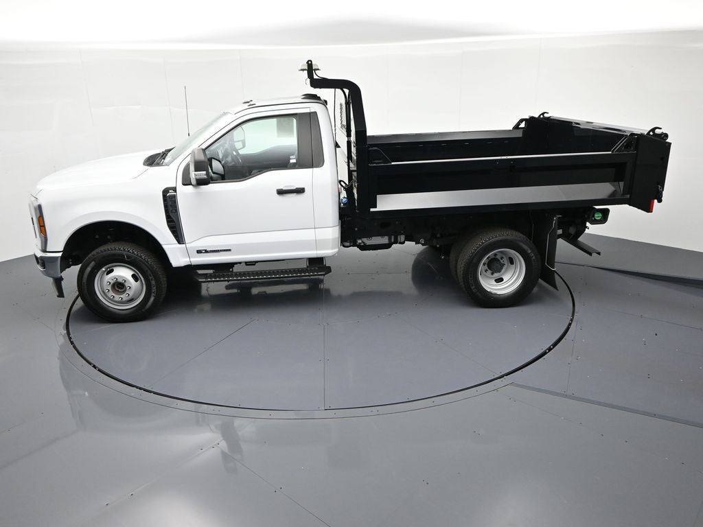 2024 Ford Super Duty F-350 DRW XL 145 WB