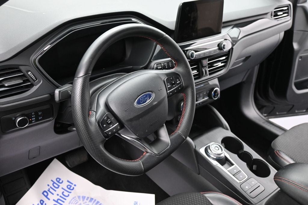 2025 Ford Escape ST-Line FWD