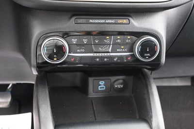 2022 Ford Escape Titanium AWD
