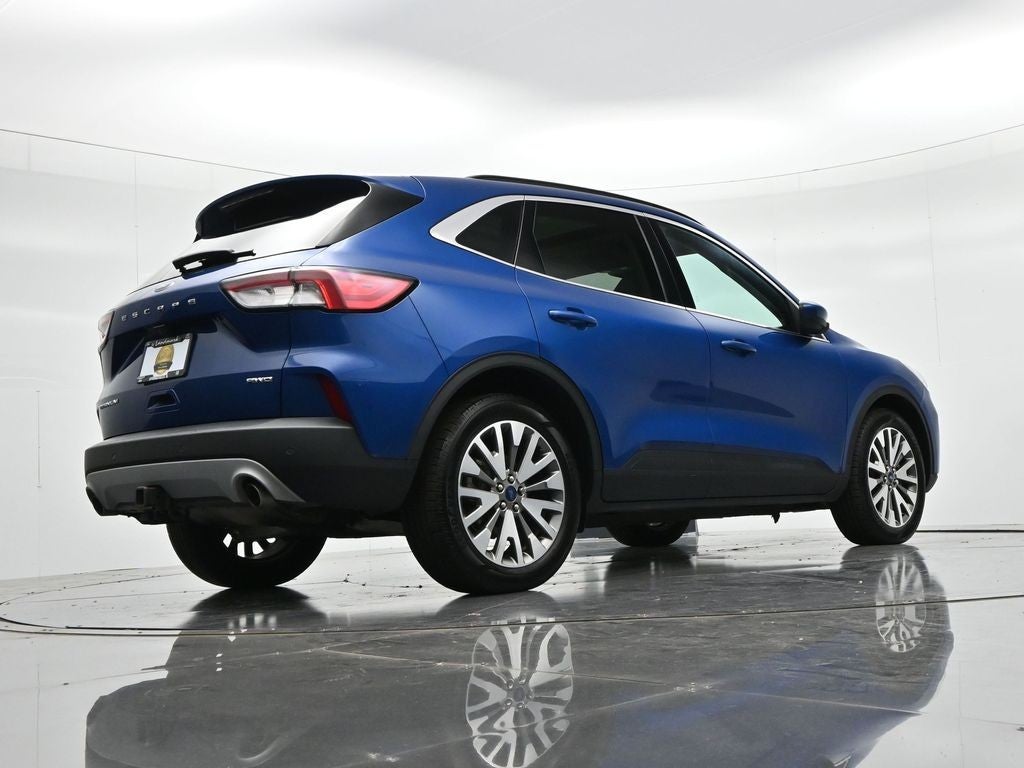 2022 Ford Escape Titanium AWD