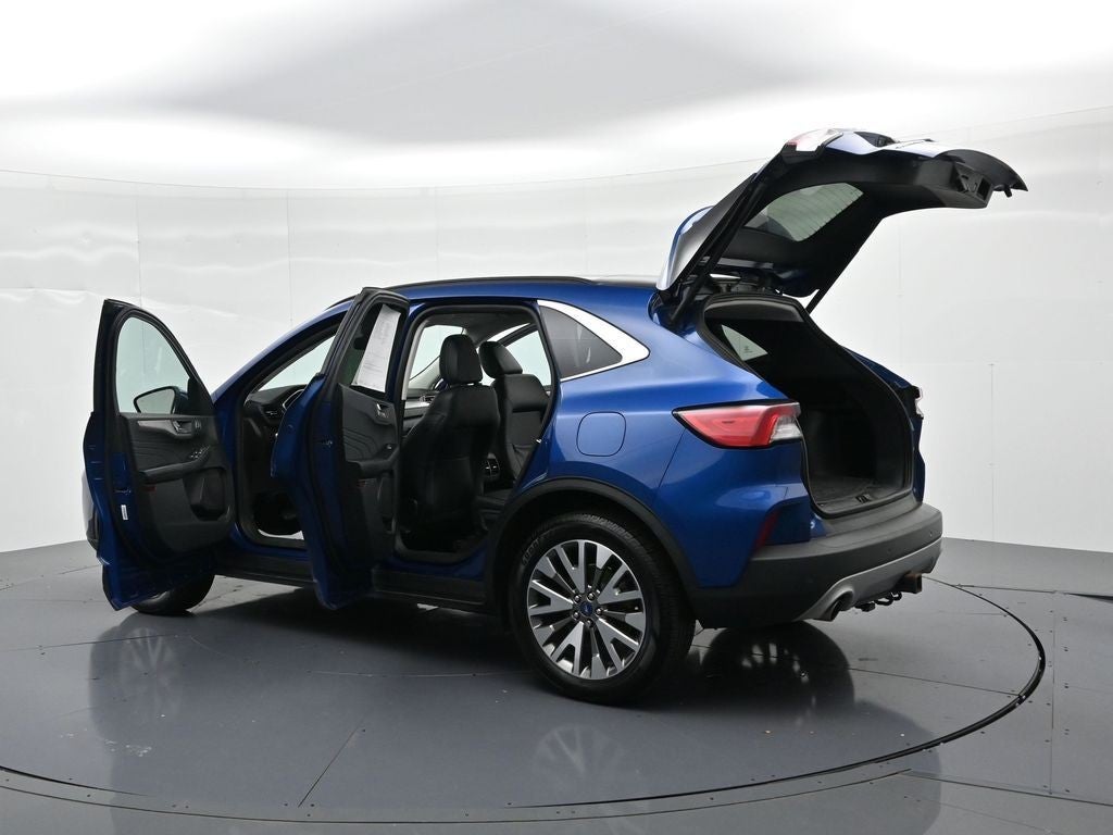 2022 Ford Escape Titanium AWD