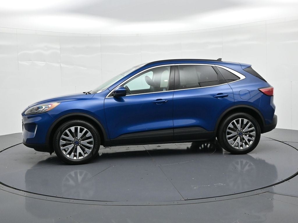 2022 Ford Escape Titanium AWD