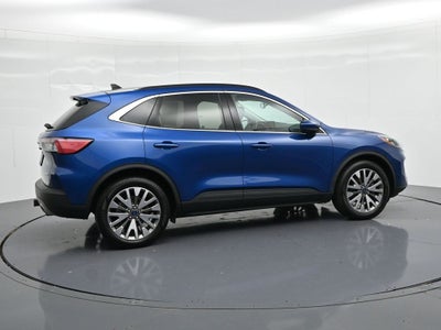 2022 Ford Escape Titanium AWD