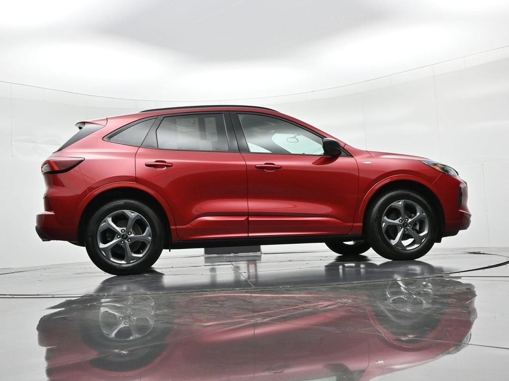 2023 Ford Escape ST-Line AWD