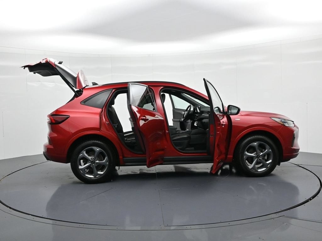 2023 Ford Escape ST-Line AWD