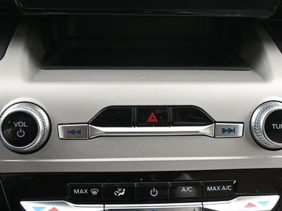 2023 Ford Explorer Base 4WD