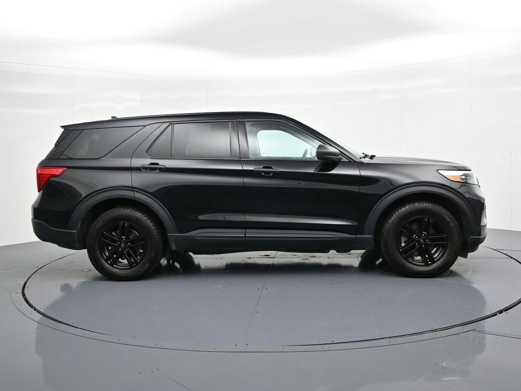 2023 Ford Explorer Base 4WD