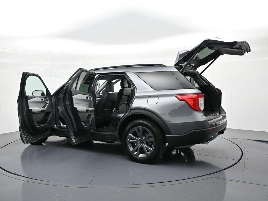 2023 Ford Explorer XLT 4WD