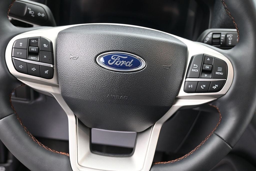 2025 Ford Explorer Active 4WD