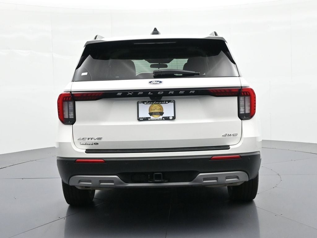 2025 Ford Explorer Active 4WD