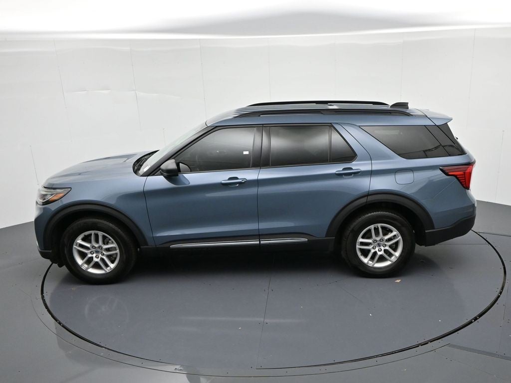 2025 Ford Explorer Active 4WD