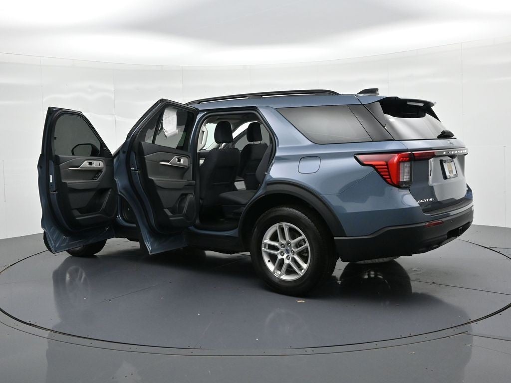 2025 Ford Explorer Active 4WD