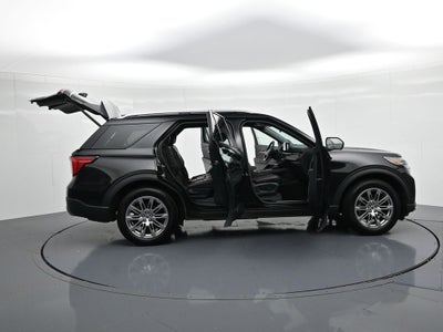 2026 Ford Explorer Platinum 4WD