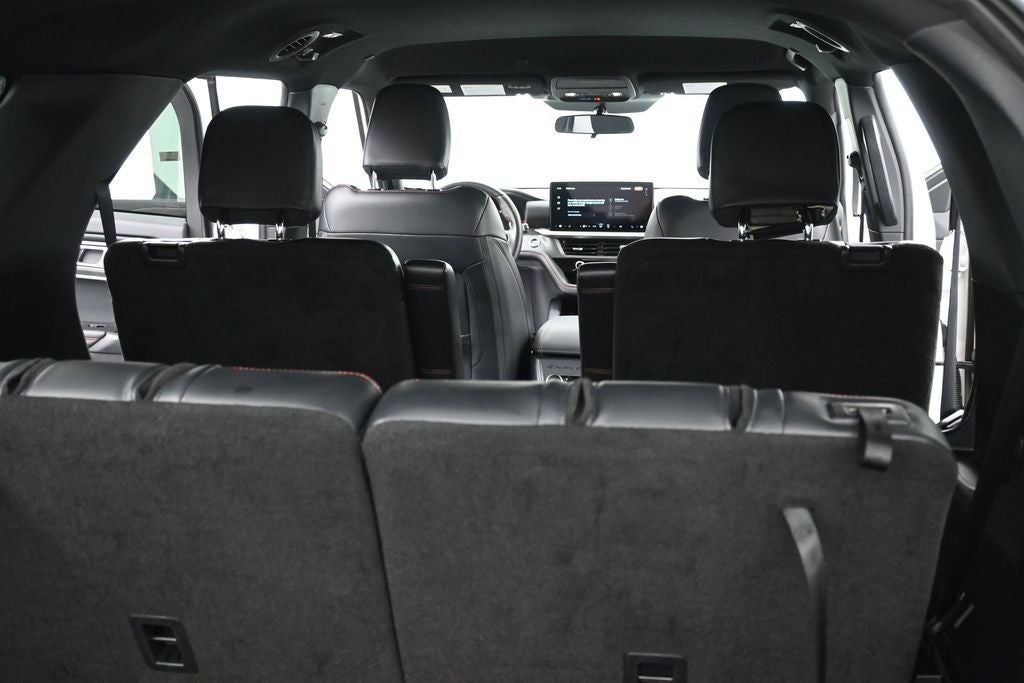 2025 Ford Explorer ST-Line 4WD