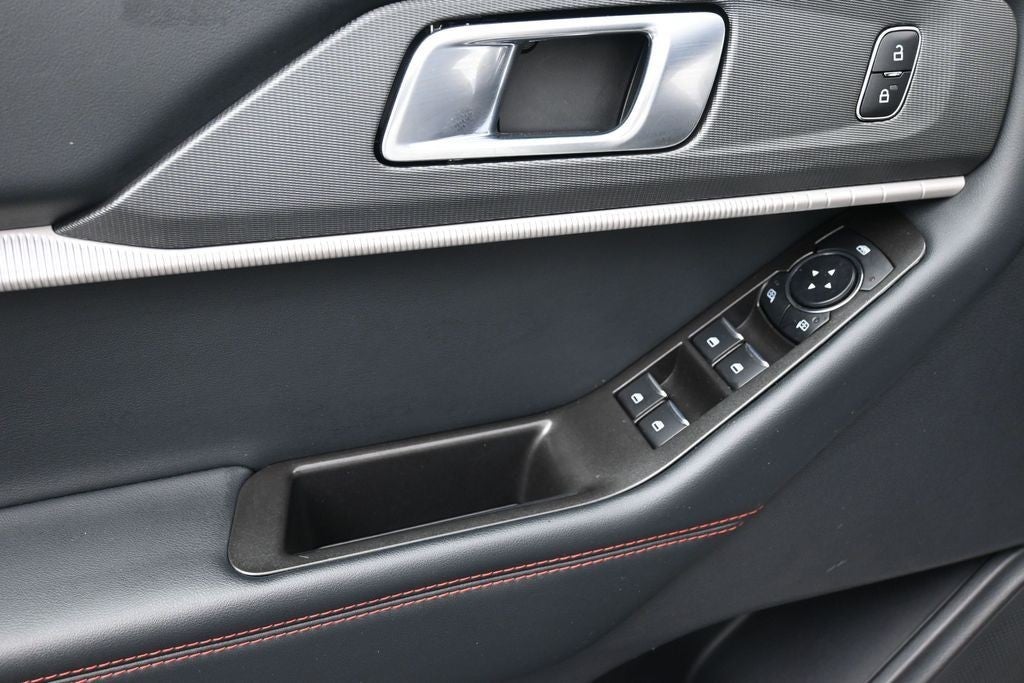 2025 Ford Explorer ST-Line 4WD