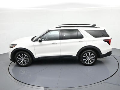 2025 Ford Explorer ST-Line 4WD