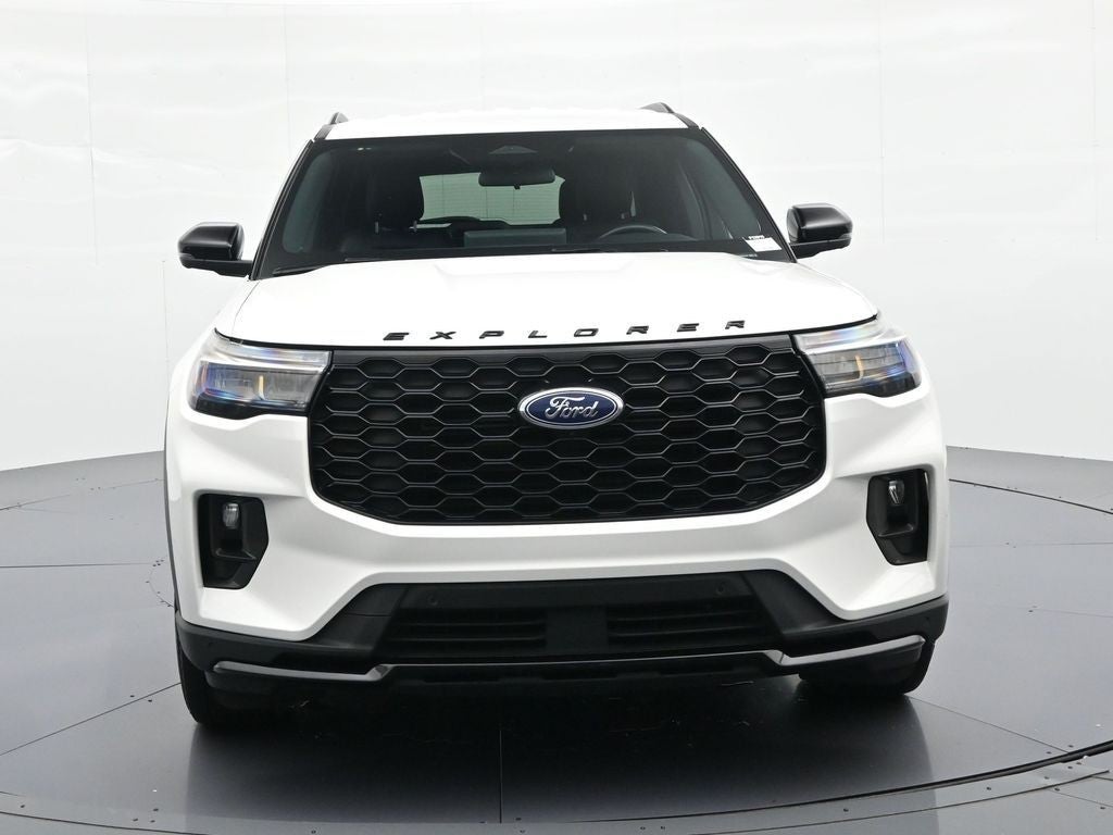 2025 Ford Explorer ST-Line 4WD