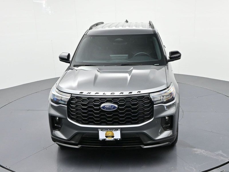 2025 Ford Explorer ST-Line 4WD