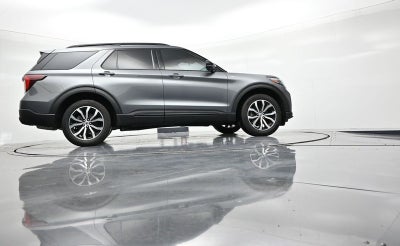 2025 Ford Explorer ST-Line 4WD