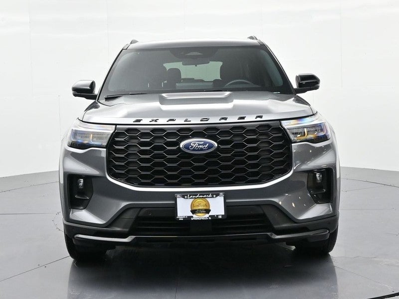 2025 Ford Explorer ST-Line 4WD